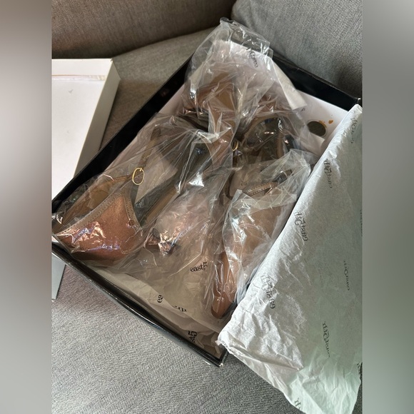 Women Shoes Taupe Suede Patent Leather East Fifth New With Defects With Box 7.5M - Picture 11 of 13